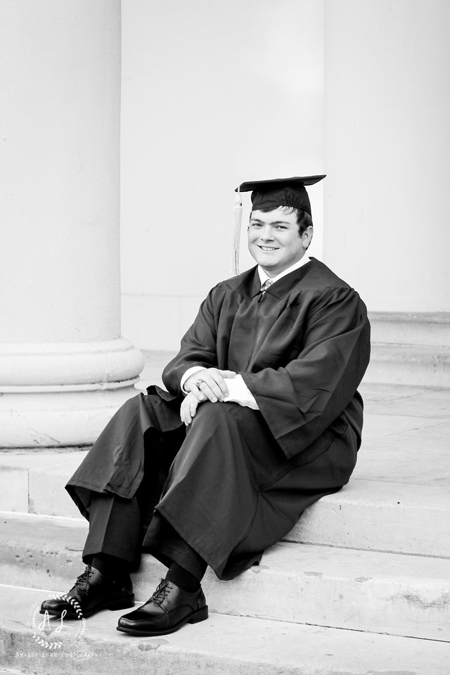 Dylan | UGA Graduation | Amanda Lynn Photography